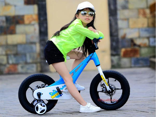 quà tặng sinh nhật cho bé gái 7 tuổi - xe đạp mini